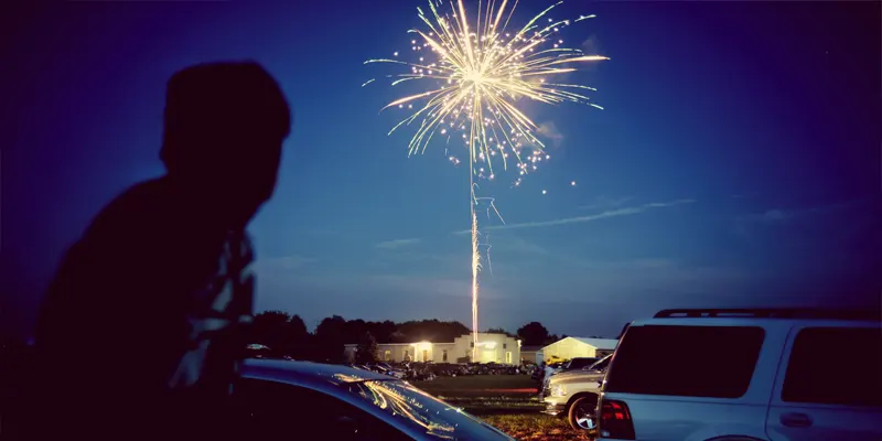 Autos mit Herz wünscht ein frohes neues Jahr 2026